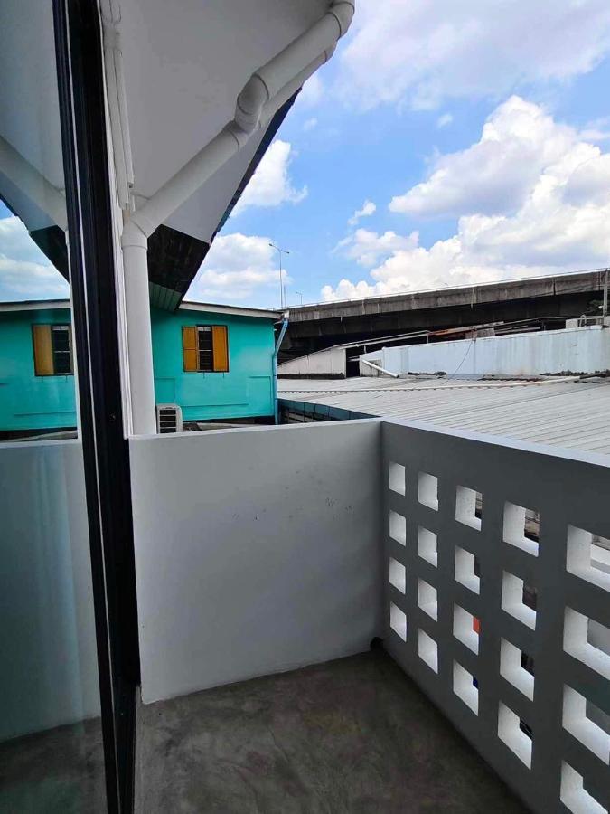 Mr Black & Ms White -Self Check In Accommodation Bangkok Exterior foto
