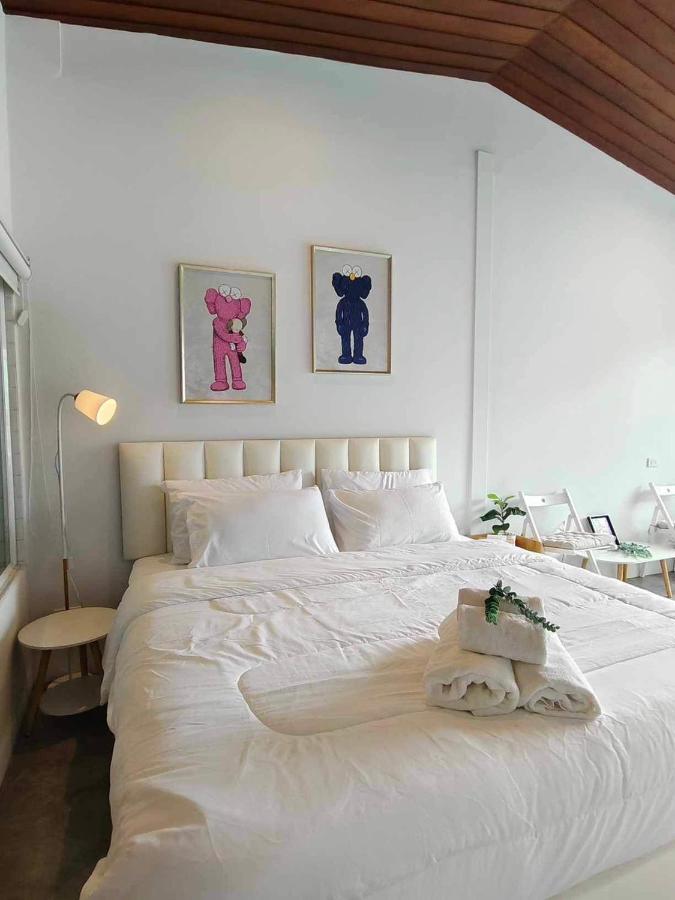 Mr Black & Ms White -Self Check In Accommodation Bangkok Exterior foto