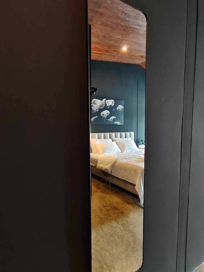 Mr Black & Ms White -Self Check In Accommodation Bangkok Exterior foto